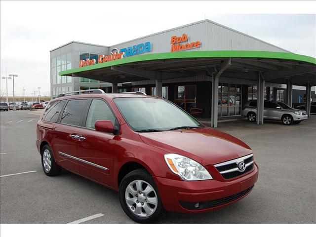 2011 Hyundai Entourage. 2007 Hyundai Entourage for