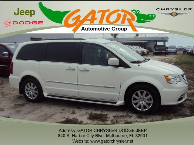 2011 Chrysler Town & Country for sale