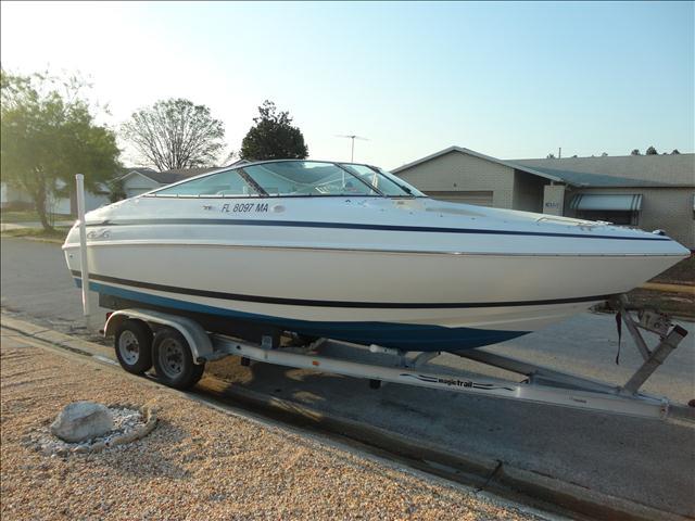 2000 Chris Craft 2100 for sale