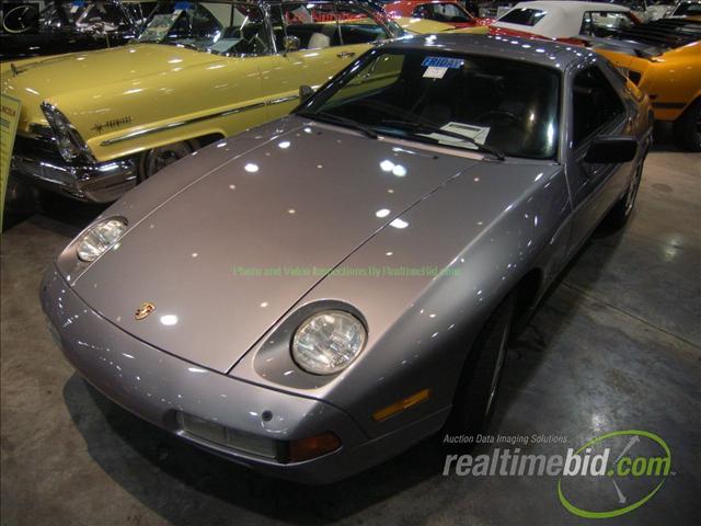 1987 PORSCHE 928 for sale
