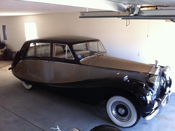 Cadillac Limousine For Sale. Touring Limo for sale