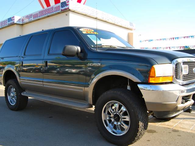 2000 Ford Excursion for sale