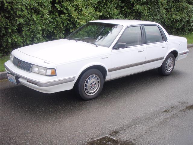 1995 Oldsmobile Cutlass Ciera for sale