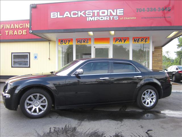 2005 Chrysler 300C for sale