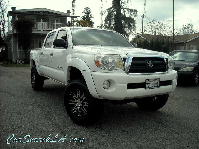 2006 TOYOTA TACOMA PRERUNNER DOUBLE CAB V6 AUTO 2 white clean title no accidents clean carfax  