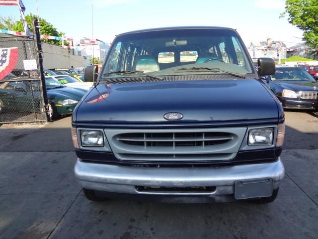 2001 Ford Econoline Wagon for sale