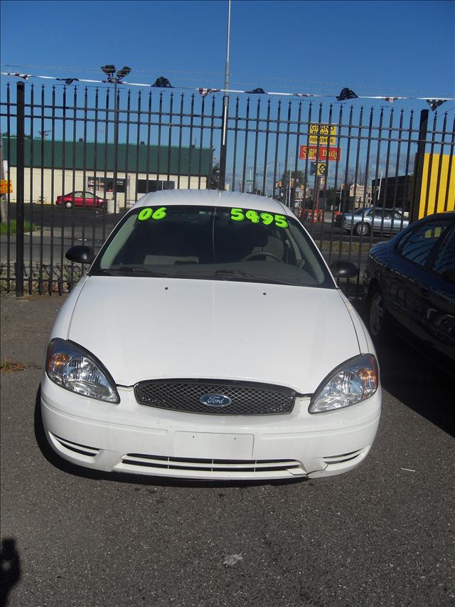 2006 Ford Taurus