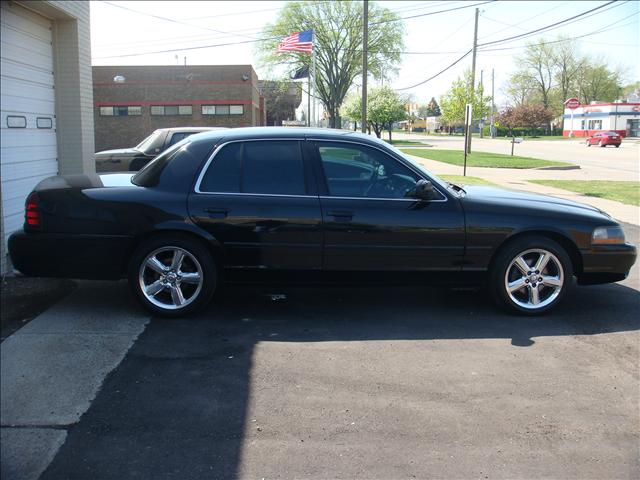 2003 Mercury Marauder