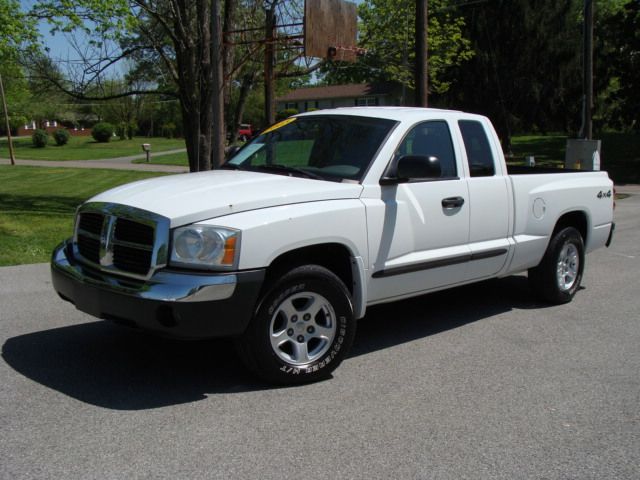 2005 Dodge Dakota for sale