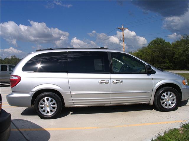 2002 Chrysler Town and Country for sale