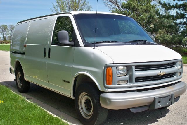 2000 Chevrolet Express