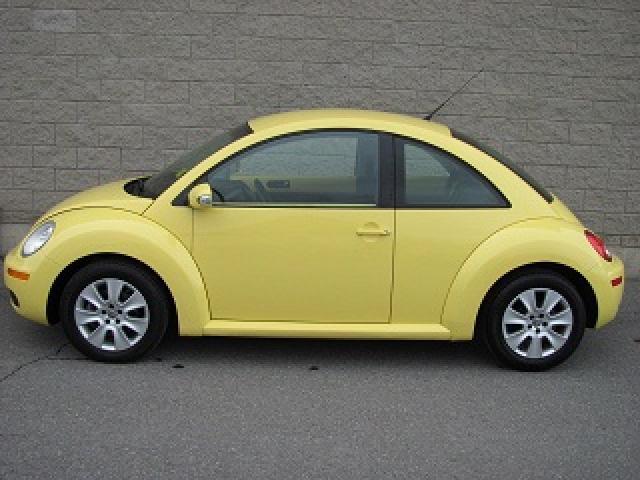 2009 Volkswagen New Beetle for sale