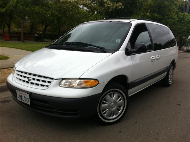 2000 Plymouth Grand Voyager for sale