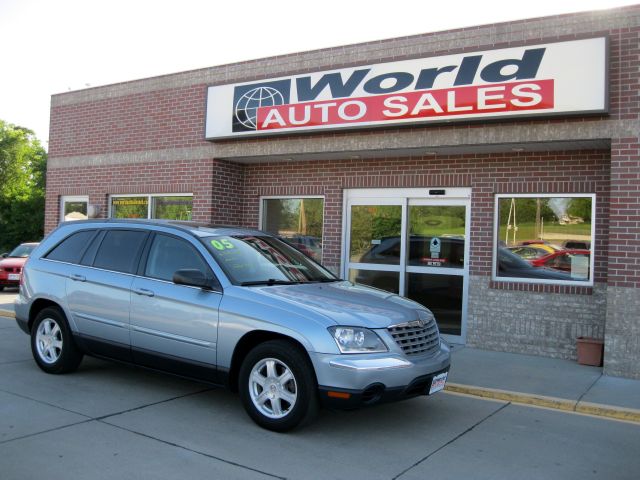 2005 Chrysler Pacifica for sale