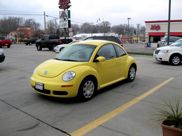 2010 Volkswagen New Beetle for sale