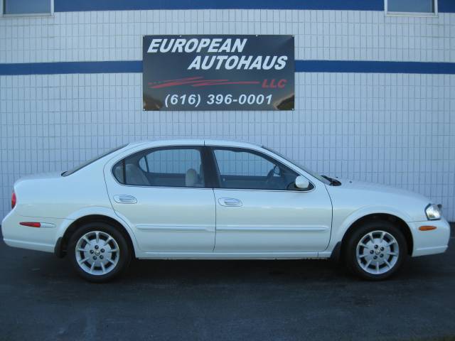 2000 Nissan Maxima