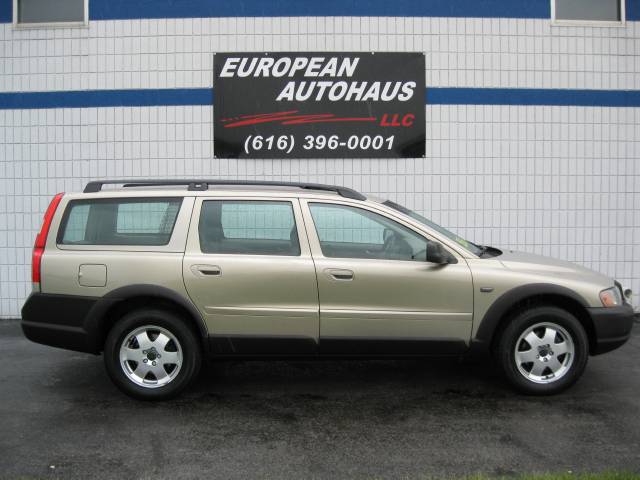 2001 Volvo V70 XC