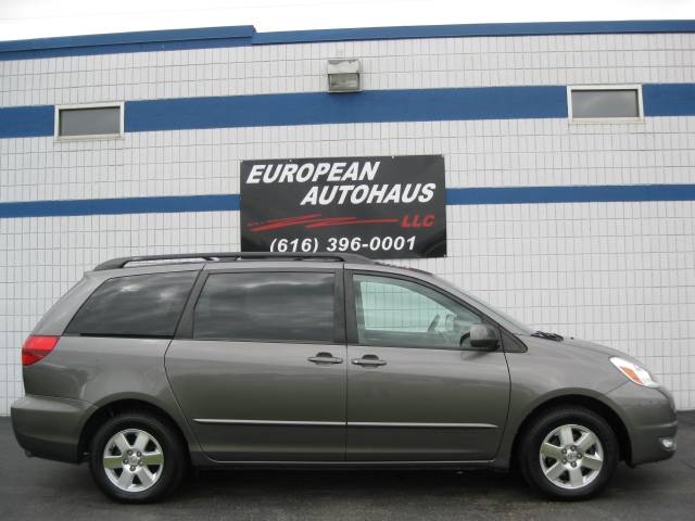 2004 Toyota Sienna