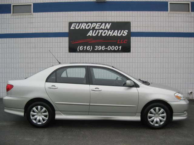 2004 Toyota Corolla