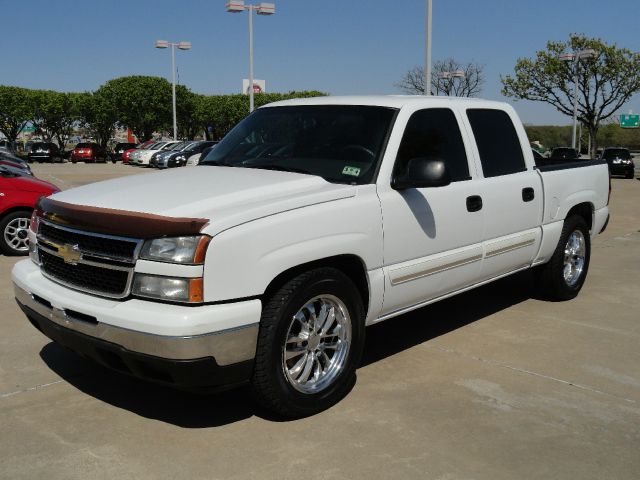2007 CHEVROLET SILVERADO 1500 LS2 CREW CAB 2WD summit white automatic transmission air conditioni
