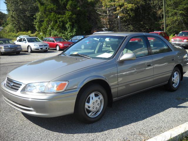 2000 Toyota Camry