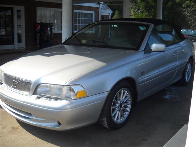 2000 Volvo C70