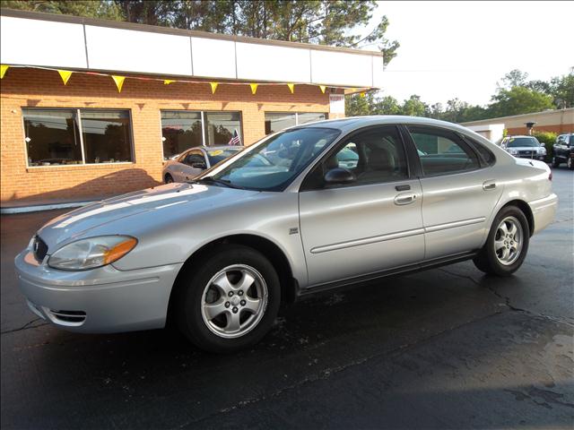 2004 Ford Taurus for sale