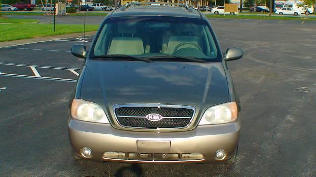 2004 Kia Sedona for sale