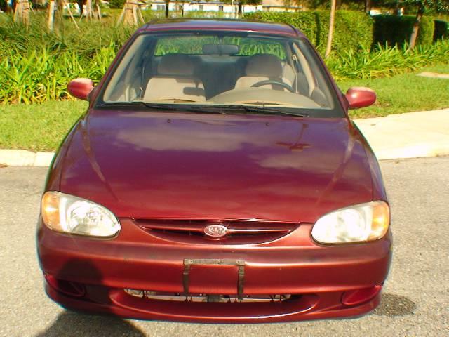 2001 Kia Sephia for sale