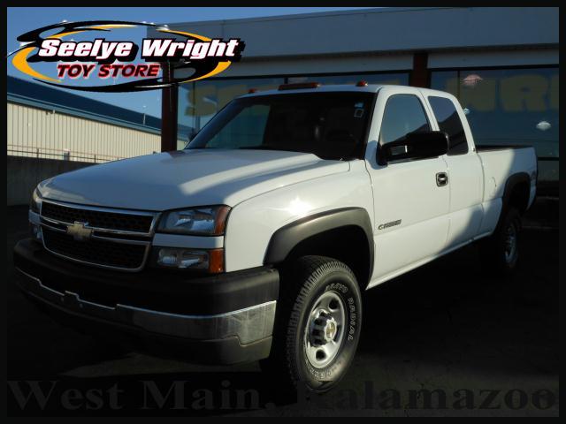 2005 Chevrolet Silverado 2500 for sale