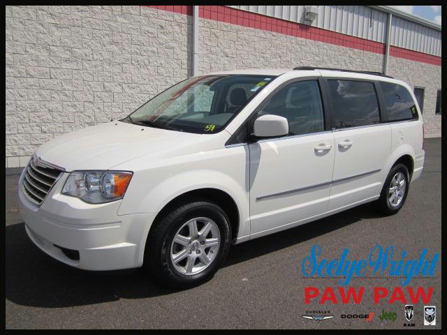 2010 Chrysler Town & Country for sale