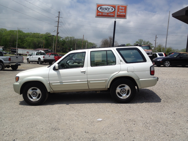 1998 Infiniti QX4