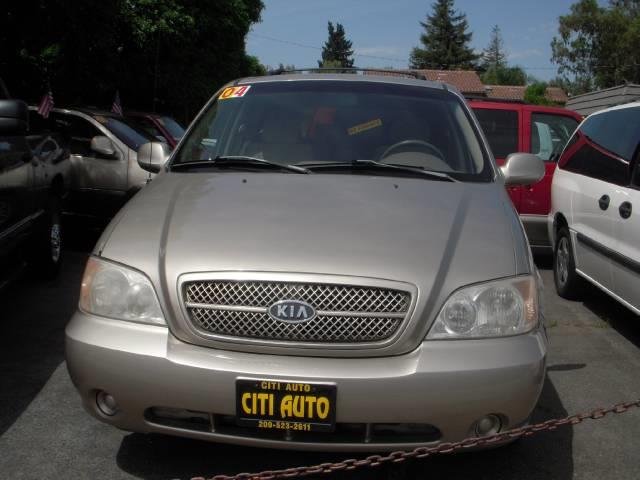 2004 Kia Sedona for sale