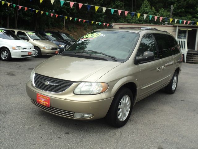 2003 Chrysler Town and Country for sale