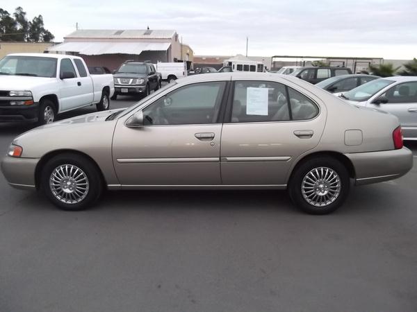 2000 Nissan Altima for sale