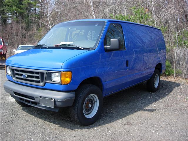 2004 Ford Econoline