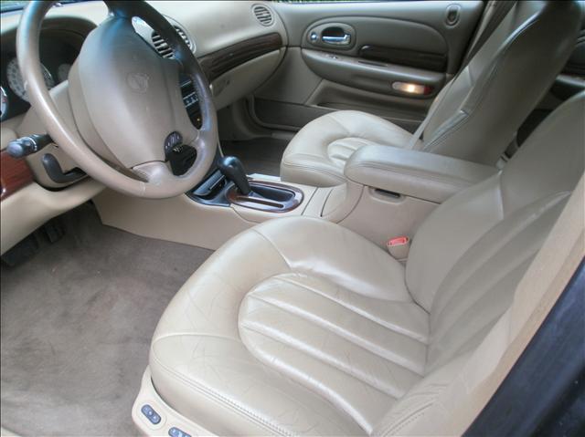 2000 Chrysler LHS