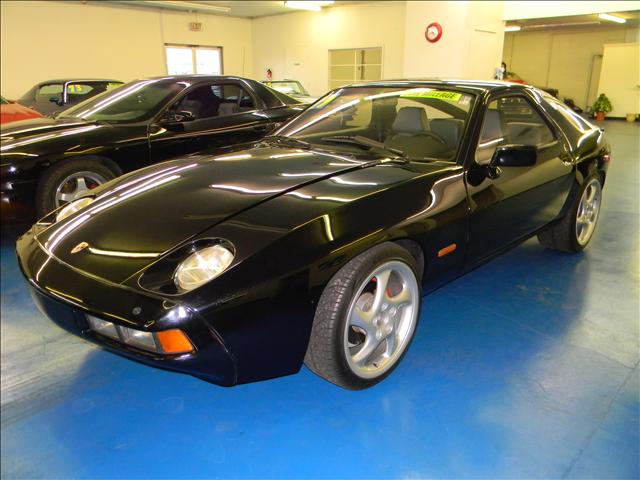 Used Porsche 928 1979