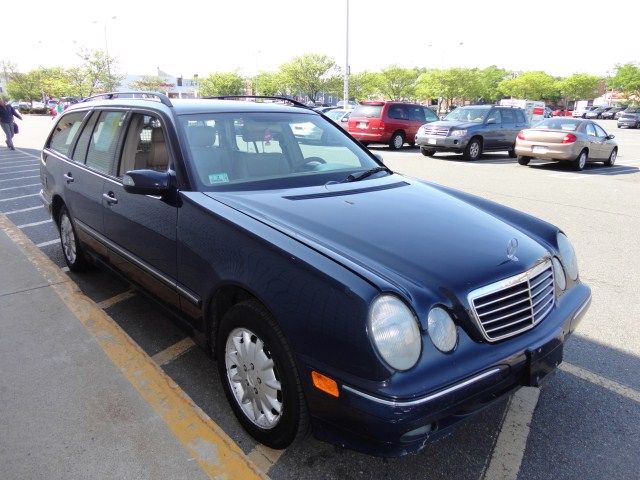 2001 MERCEDES-BENZ E-CLASS E320 ...