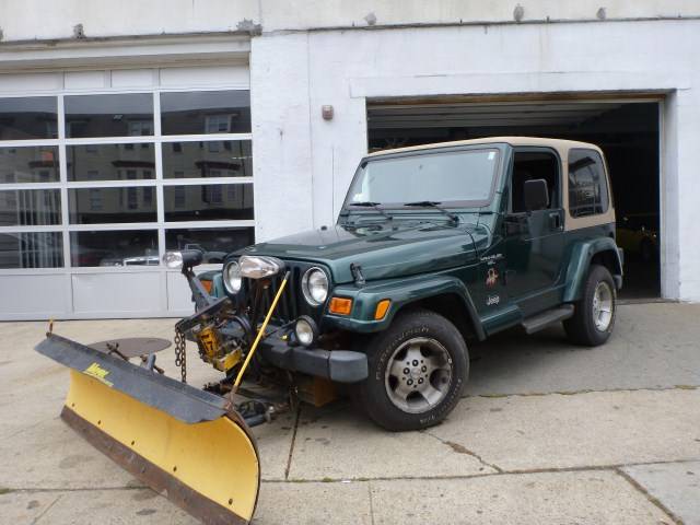 2000 JEEP WRANGLER SAHARA 4X4. ...