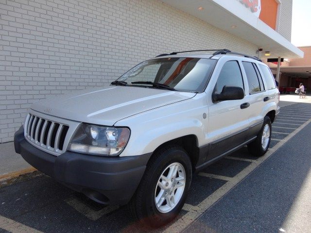 2004 JEEP GRAND CHEROKEE LAREDO, ...