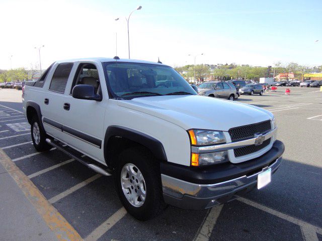 2004 CHEVROLET AVALANCHE ...