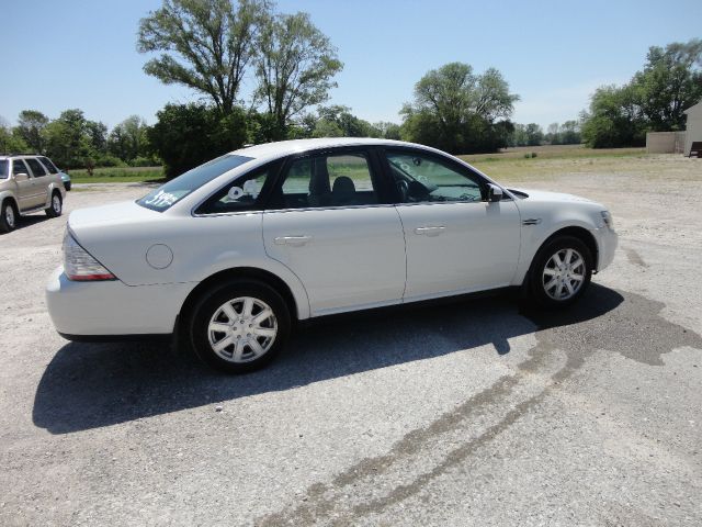 2009 Ford Taurus