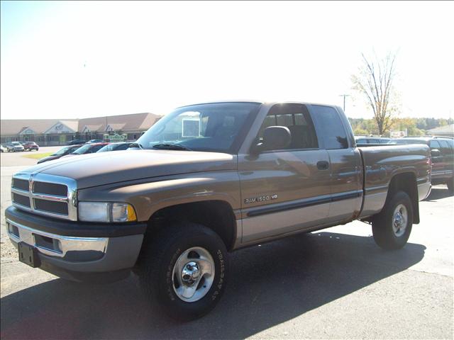 Dodge D350. 2001 Dodge Ram Pickup for sale