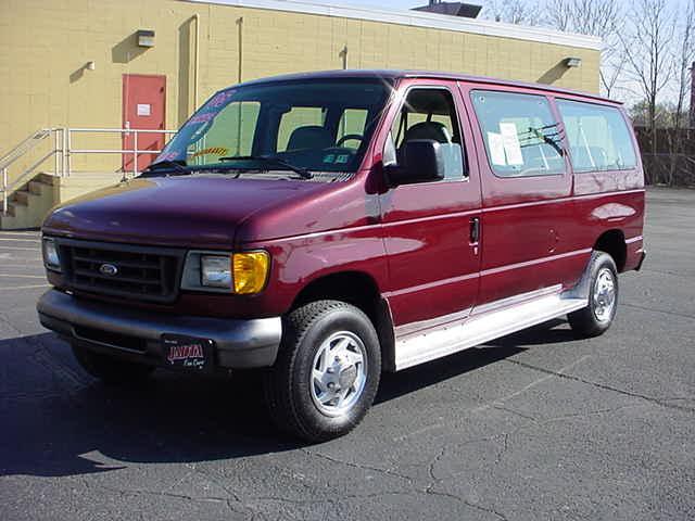 2005 Ford E350 Wagon for sale