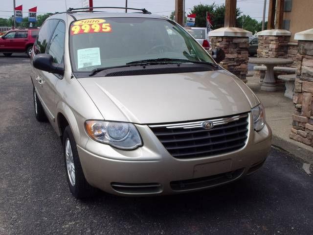 2006 Chrysler Town and Country