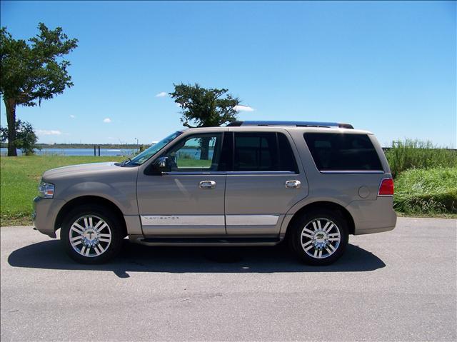2008 Lincoln Navigator