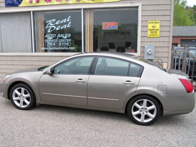 2004 Nissan Maxima
