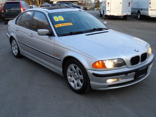2000 BMW 3 series