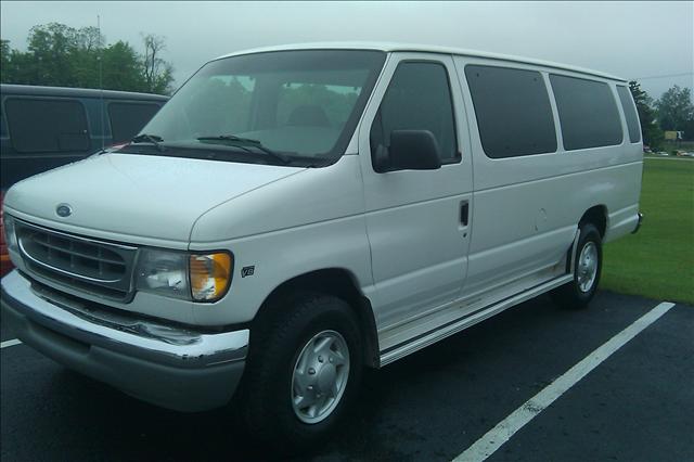 2000 Ford E350 Wagon for sale